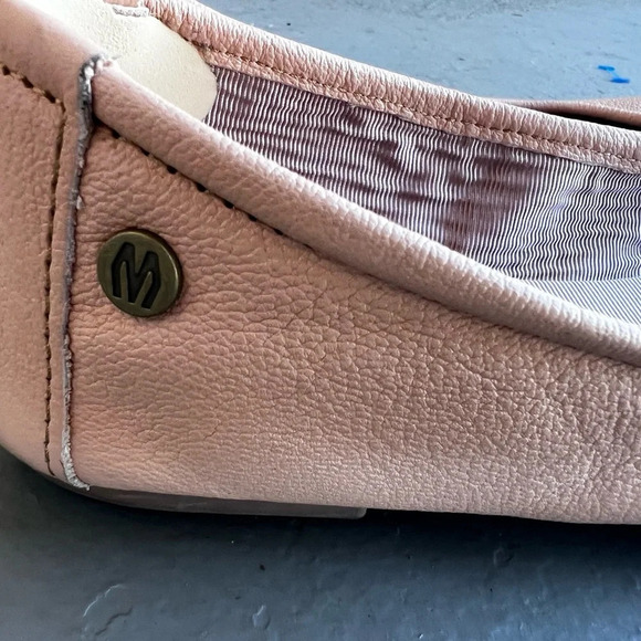 Minnetonka Beige Neutral Leather Ballet Flats - Size 9.5 - Picture 8 of 9